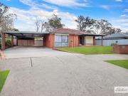 Charming 3 Bedroom Home with Outdoor Extras & Workshop! Charming 3 Bedroom Home with Outdoor Extras & Workshop!