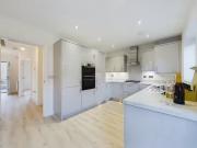 Deal! 3 bedroom semi detached house for rent in Hawbank...