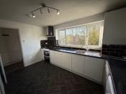 Just in! 3 bedroom terraced house for rent in Albert...