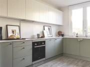 Deal! 3 bedroom terraced house for rent in Milne Avenue,...