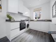 New 3 bedroom terraced house for rent in Parkes Avenue,...