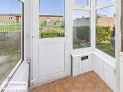 Cozy 3 bedroom terraced house for rent in Usk Way,...