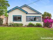 Deal! 3 BR 166 Parkes Street, Helensburgh, NSW 2508
