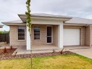 Nice 3 BR 21 Magenta Circuit, Dubbo, NSW 2830