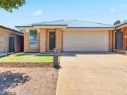 Cozy 3 BR 35 Belanger Court, BLAKEVIEW, SA 5114 House...