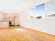 Deal! 45/21 East Crescent Street, Mcmahons Point, NSW 2060