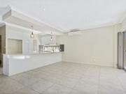 Charming 4/6 Bond Street, Cleveland, QLD 4163 Charming 4/6 Bond Street, Cleveland, QLD 4163