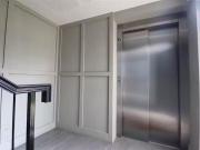 Nice 4, 15 Ballantine Square