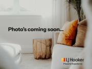 Charming 4 Bedroom Home in Halls Head