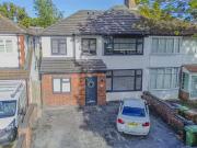 Cozy 4 bedroom semi detached house for rent in Malcolm...