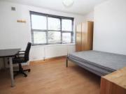 Just in! 4 bedroom semi detached house for rent in...
