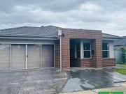 New 4 BR 12 Cementine Terrace, Cranbourne, VIC 3977