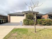 Just in! 4 BR 70 Streamside Drive, Craigieburn, VIC 3064