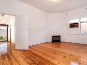 Nice 4 Price Avenue, Pennington, SA 5013