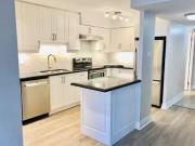 Charming 58665651 24 Wellesley St W