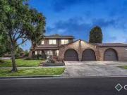 Charming 5 Windermere Crescent, Mulgrave VIC 3170