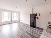 Unique 5a Market Street