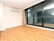 Charming 711/35 Albert Road, Melbourne Apartment for...