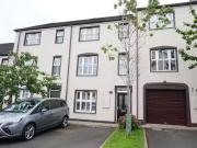 Cozy 7 Village Court