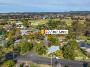 Charming & Affordable Taree West Home