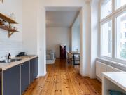 Charming Apartment in a Central Location near Boxi,...