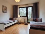 Charming apartment with 2 bathrooms near City on the...