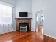 Charming Art Deco Apartment in the Heart of Richmond – A...