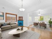 Charming Art Deco Apartment with Huge Private Deck!