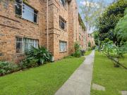 Charming Art Deco Retreat in St Kilda