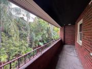 Charming Art Deco style two bedroom apartment in the...