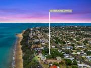 Charming Beachside Queenslander