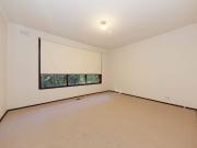 Charming Brick Residence Close to Schools & Transport