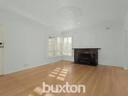 CHARMING CARRUM COTTAGE
