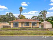 Charming, Comfortable & Conveniently Located
