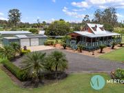 Charming Cottage on 2.7 Acres with Stunning Gardens &...