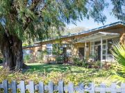 Charming Cottage with Big Block Appeal Walk to the Beach