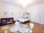 Charming, cute home in the heart of town