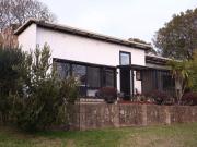 Charming East Albury Home with Space and Convenience