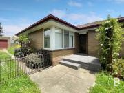 CHARMING FAMILY GEM IN A QUIET WENDOUREE POCKET