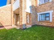 charming family home in a quiet neig.