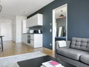 Charming Favoriten 1BR w/ Gym & Elevator, steps to Metro