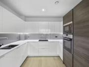 Rental! Flat to rent in 60 River Gardens Walk, Greenwich...