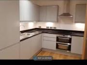 Charming Flat to rent in Addington Road, South Croydon CR2