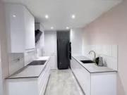 Nice Flat to rent in Blackwall Way, London E14