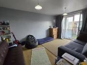 Charming Flat to rent in Bullsmoor Way, Waltham Cross EN8