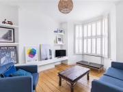 Just in! Flat to rent in Darwin Street, Walworth, London...