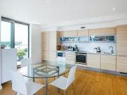 Just in! Flat to rent in Eastfields Avenue, London SW18