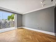 Unique Flat to rent in Kensington High Street, London W8