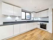 Deal! Flat to rent in Ladywell Road, London SE13