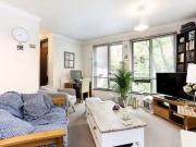 Nice Flat to rent in Mallard Place, Twickenham TW1